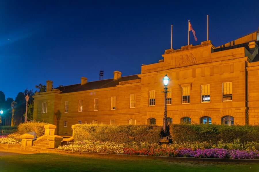 Sunset,view,of,illuminated,parliament,house,of,tasmania,in,hobart,