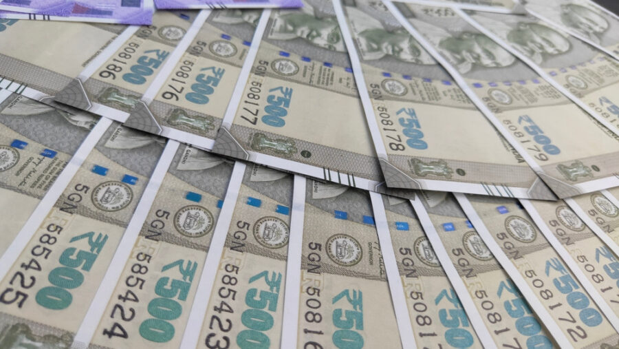 Indian,500,Rupee,Notes,,Spread,Of,New,Series,Currency