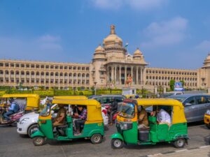 Kalshi and Polymarket operate in India despite ban